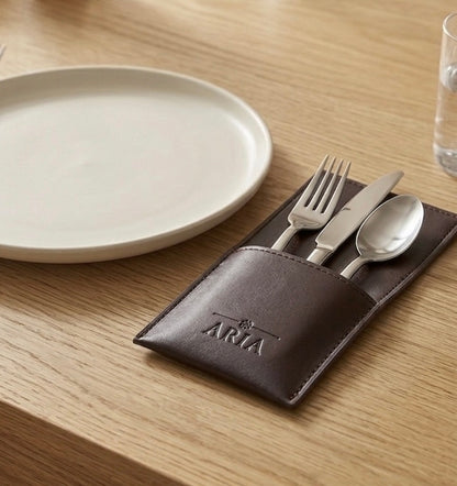 Virelle dining table set