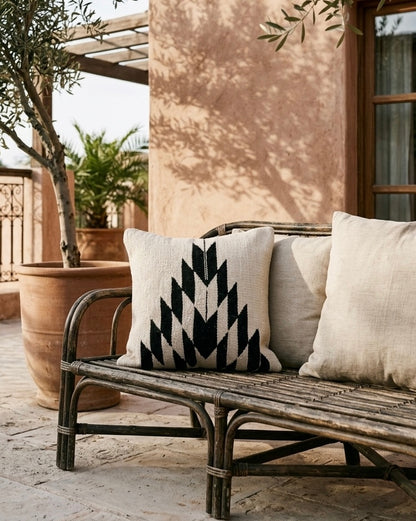 Fira Cushion