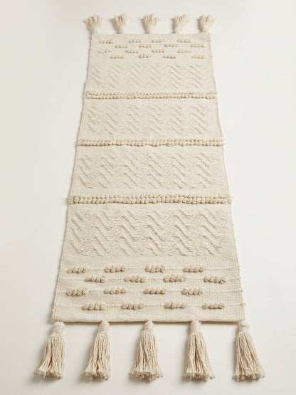 Kaia  Runner