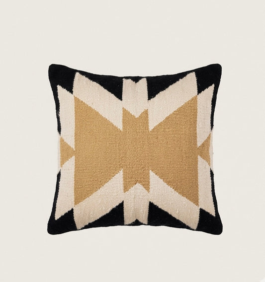 Vela Cushion