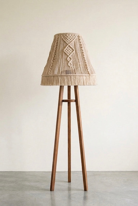 Halina Tripod Lamp